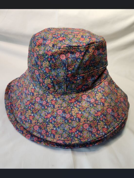 NATURAL LIFE Accessories - NATURAL LIFE Reversible Floral Bucket Hat